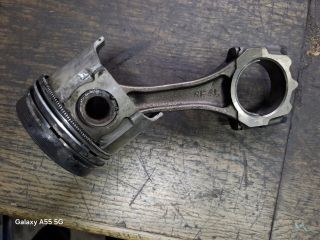 bontott SUZUKI GRAND VITARA Dugattyú és Hajtókar