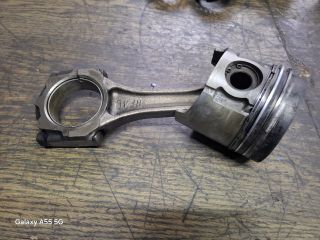 bontott SUZUKI GRAND VITARA Dugattyú és Hajtókar