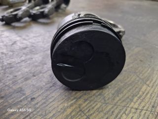 bontott SUZUKI GRAND VITARA Dugattyú és Hajtókar