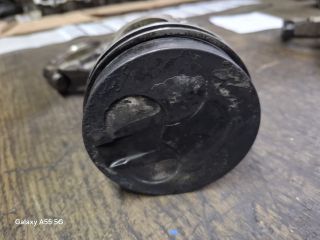 bontott SUZUKI GRAND VITARA Dugattyú és Hajtókar