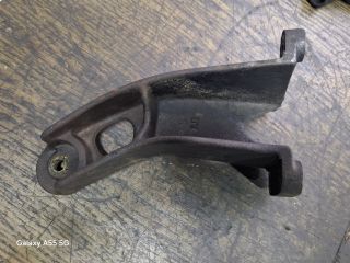 bontott SUZUKI GRAND VITARA Motor Tartó Bak Bal