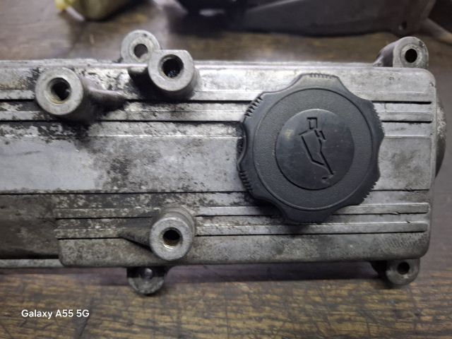 bontott SUZUKI GRAND VITARA Szelepfedél