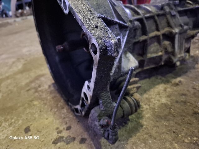 bontott SUZUKI GRAND VITARA Váltó (Mechanikus)