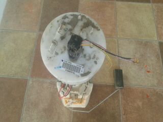 bontott SUZUKI GRAND VITARA Üzemanyag Szivattyú