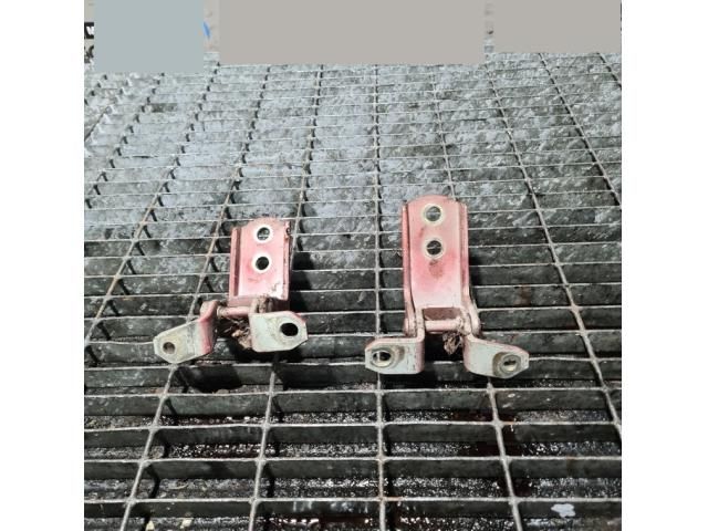 bontott SUZUKI GRAND VITARA Ajtó Zsanér (Pozíciófüggetlen)