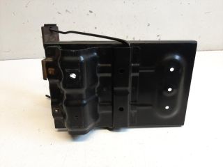 bontott SUZUKI GRAND VITARA Akkumulátor Tartó