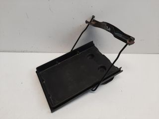 bontott SUZUKI GRAND VITARA Akkumulátor Tartó