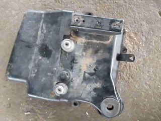 bontott SUZUKI GRAND VITARA Akkumulátor Tartó