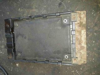 bontott SUZUKI GRAND VITARA Akkumulátor Tartó