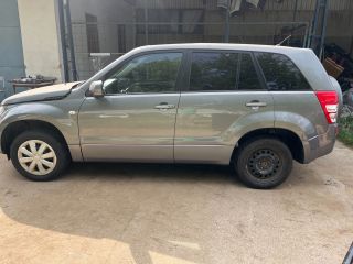 bontott SUZUKI GRAND VITARA Bal B Oszlop