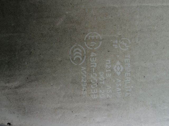 bontott SUZUKI GRAND VITARA Bal első Ablak