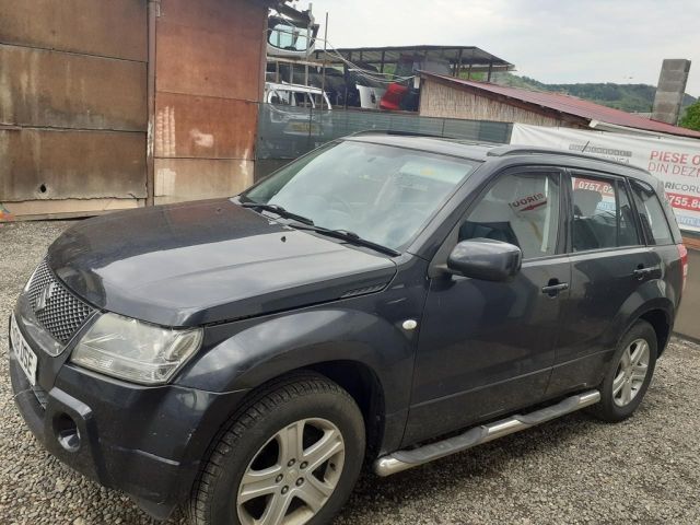 bontott SUZUKI GRAND VITARA Bal első Ajtó (Üres lemez)
