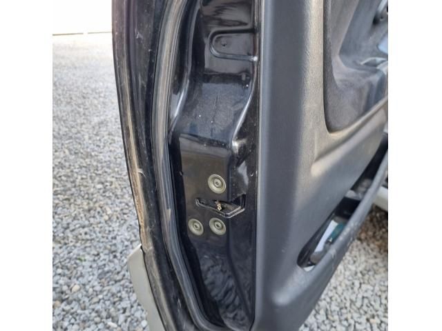 bontott SUZUKI GRAND VITARA Bal első Ajtó (Üres lemez)