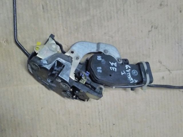 bontott SUZUKI GRAND VITARA Bal első Ajtózár