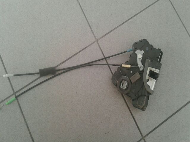 bontott SUZUKI GRAND VITARA Bal első Ajtózár