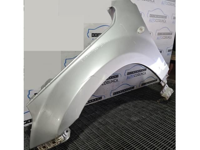 bontott SUZUKI GRAND VITARA Bal első Sárvédő