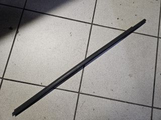 bontott SUZUKI GRAND VITARA Bal első Vízlehúzó Gumicsík