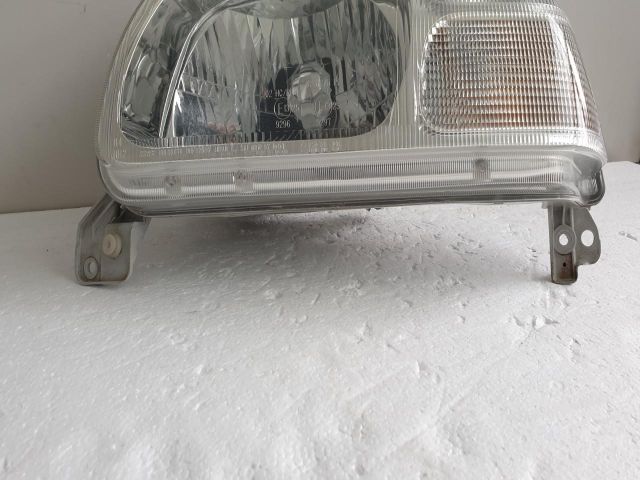 bontott SUZUKI GRAND VITARA Bal Fényszóró