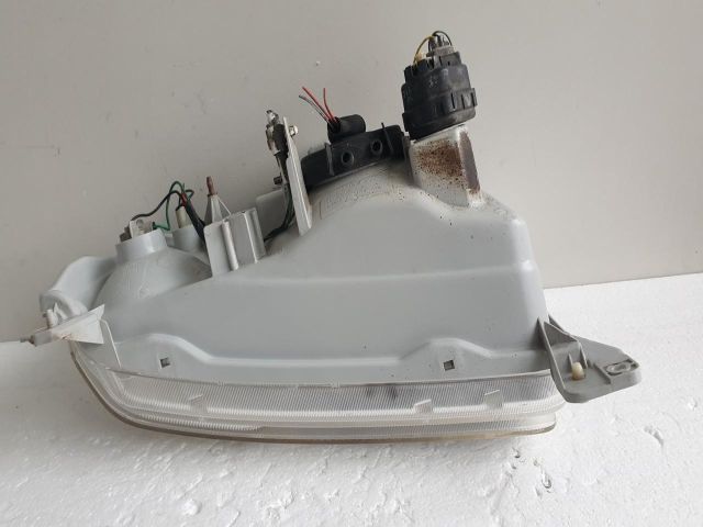 bontott SUZUKI GRAND VITARA Bal Fényszóró