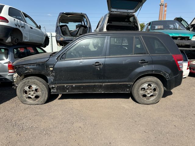 bontott SUZUKI GRAND VITARA Bal hátsó Ablak