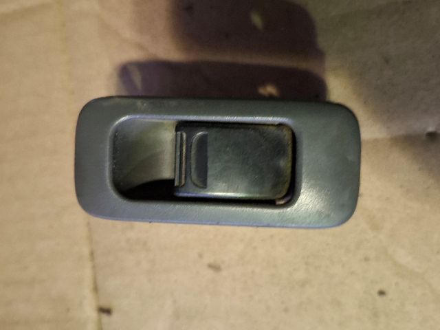 bontott SUZUKI GRAND VITARA Bal hátsó Ablakemelő Kapcsoló