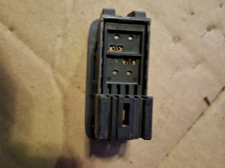 bontott SUZUKI GRAND VITARA Bal hátsó Ablakemelő Kapcsoló