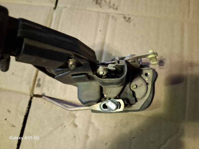 bontott SUZUKI GRAND VITARA Bal hátsó Ajtózár