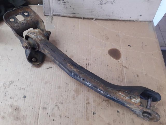 bontott SUZUKI GRAND VITARA Bal hátsó Alsó Hátsó Lengőkar