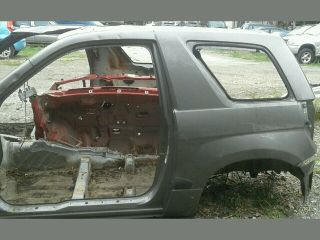 bontott SUZUKI GRAND VITARA Bal hátsó Negyed Karosszéria Csomag