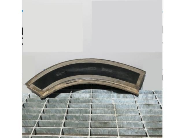 bontott SUZUKI GRAND VITARA Bal hátsó Sárvédő Díszléc