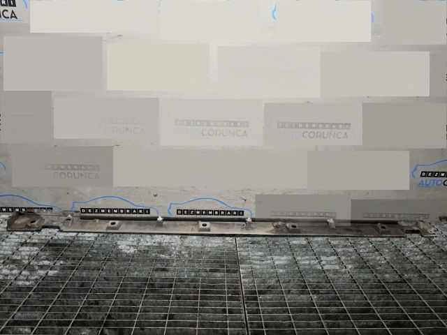 bontott SUZUKI GRAND VITARA Bal Küszöb