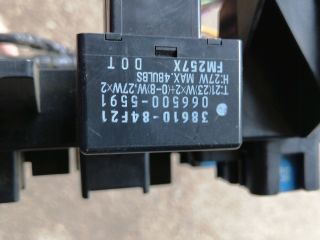 bontott SUZUKI GRAND VITARA Biztosítéktábla Utastér