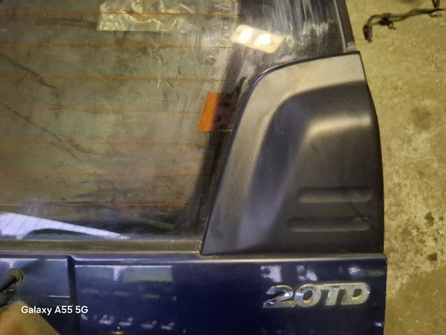 bontott SUZUKI GRAND VITARA Csomagtérajtó (Részeivel)