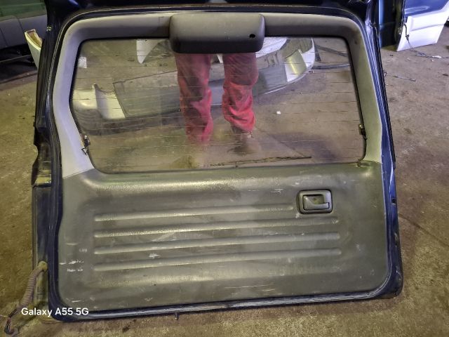 bontott SUZUKI GRAND VITARA Csomagtérajtó (Részeivel)