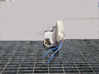 bontott SUZUKI GRAND VITARA Csomagtérajtó Zárszerkezet