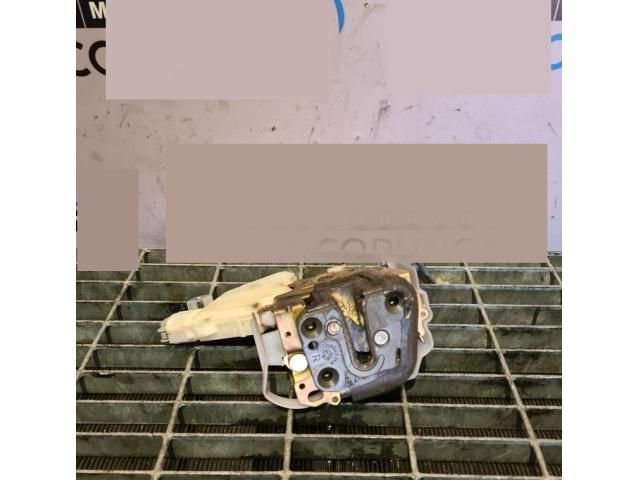 bontott SUZUKI GRAND VITARA Csomagtérajtó Zárszerkezet