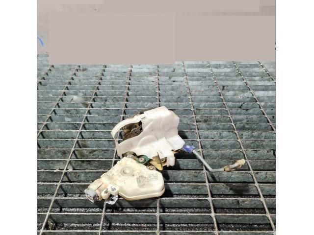 bontott SUZUKI GRAND VITARA Csomagtérajtó Zárszerkezet