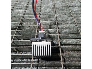 bontott SUZUKI GRAND VITARA Előtét Ellenállás Fűtőmotor