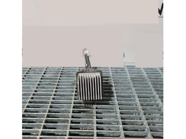 bontott SUZUKI GRAND VITARA Előtét Ellenállás Fűtőmotor