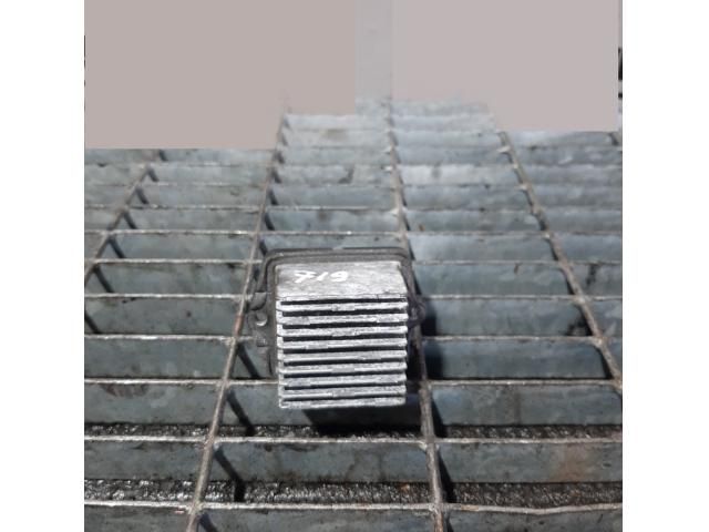 bontott SUZUKI GRAND VITARA Előtét Ellenállás Fűtőmotor