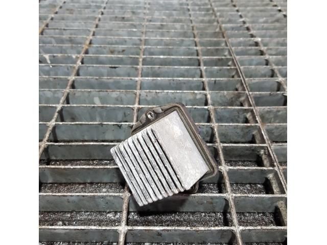 bontott SUZUKI GRAND VITARA Előtét Ellenállás Fűtőmotor