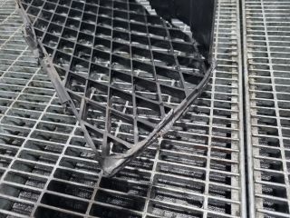 bontott SUZUKI GRAND VITARA Első Lökhárító Díszléc