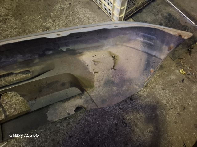 bontott SUZUKI GRAND VITARA Első Lökhárító (Üresen)