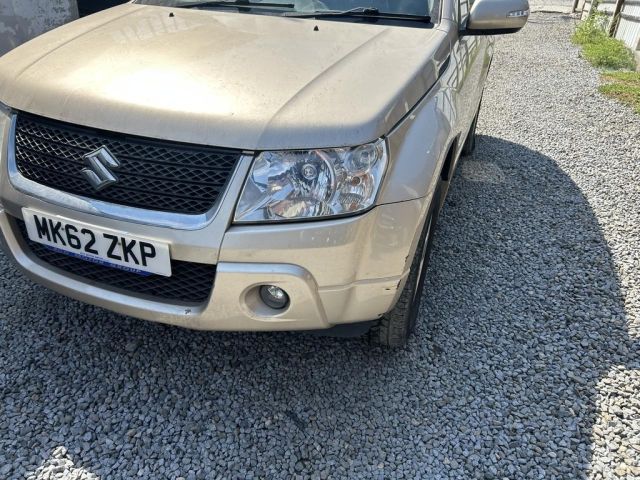 bontott SUZUKI GRAND VITARA Első Lökhárító (Üresen)