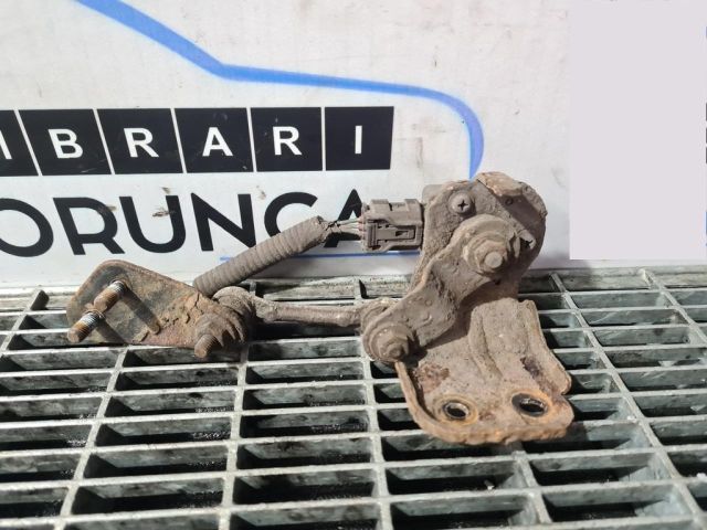 bontott SUZUKI GRAND VITARA Első Xenon Szintszabályzó Jeladó