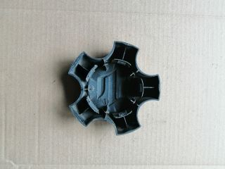 bontott SUZUKI GRAND VITARA Felniközép (1 db)