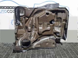 bontott SUZUKI GRAND VITARA Felső Hűtőburkolat