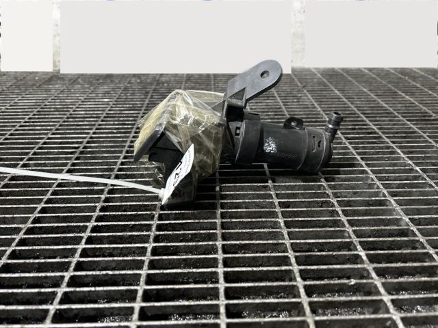 bontott SUZUKI GRAND VITARA Fényszórómosó Fúvóka (Pozíciófüggetlen)