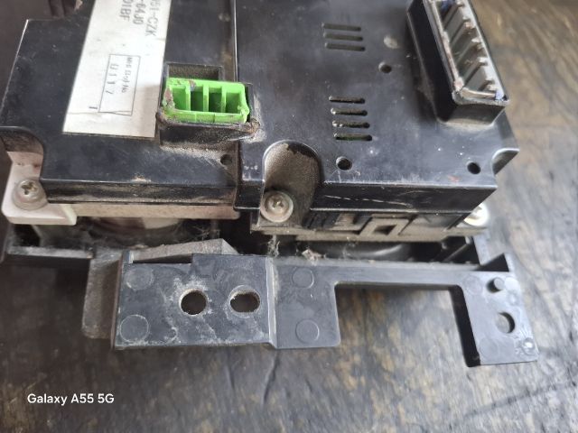 bontott SUZUKI GRAND VITARA Fűtéskapcsoló (manuális klímás)