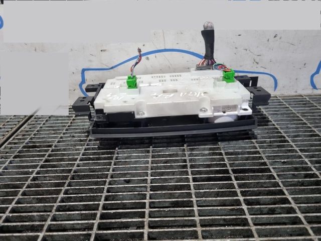 bontott SUZUKI GRAND VITARA Fűtéskapcsoló